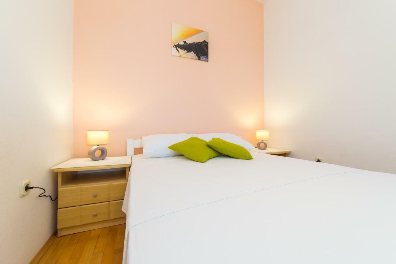 Guest House Pelja Plano ภายนอก รูปภาพ