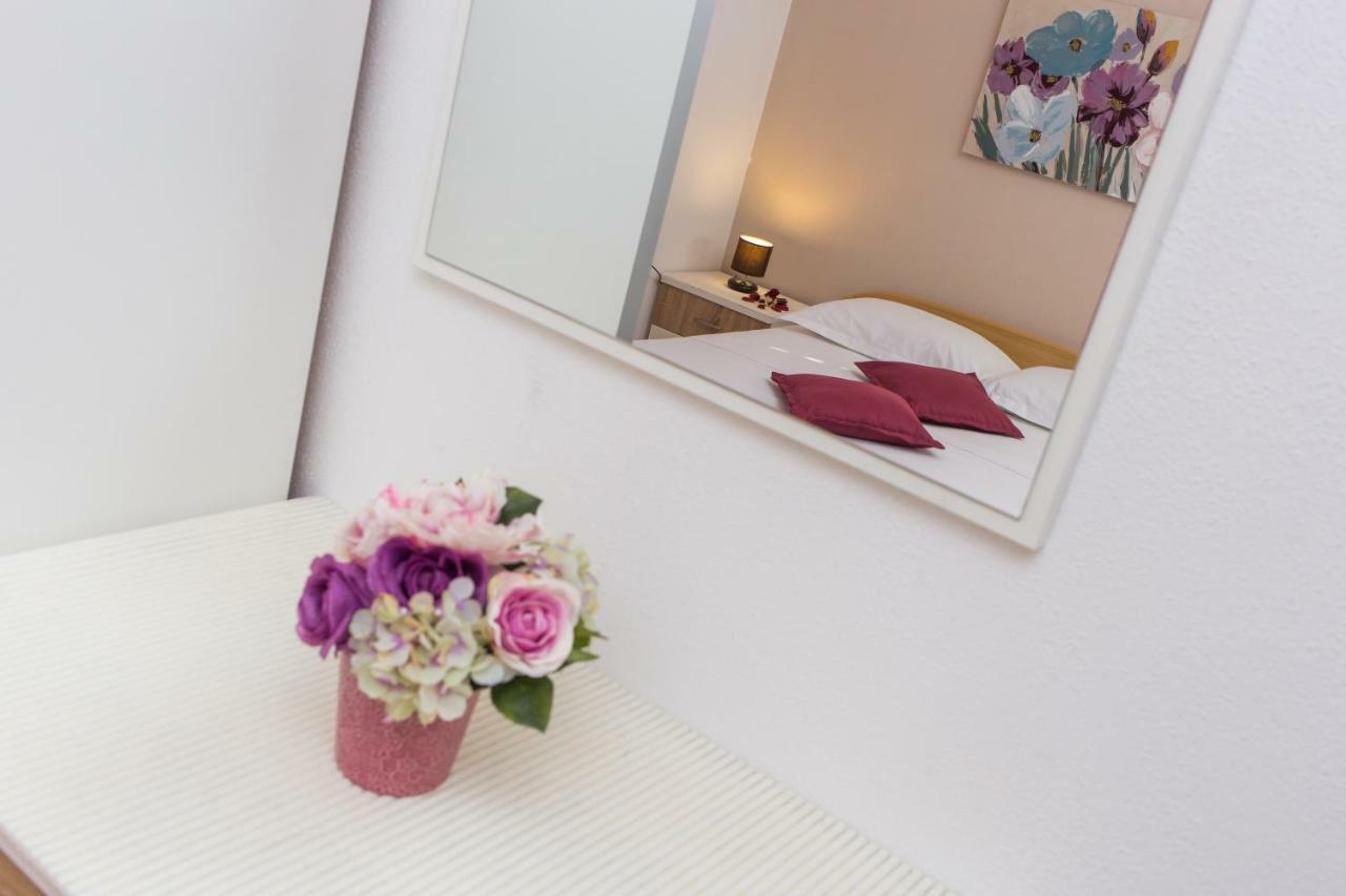 Guest House Pelja Plano ภายนอก รูปภาพ